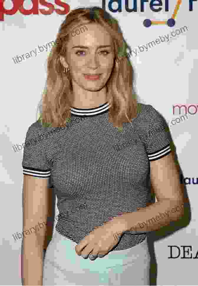 Photo Of Emily Blunt I M Not Holding Your Coat : My Bruises And All Memoir Of Punk Rock Rebellion